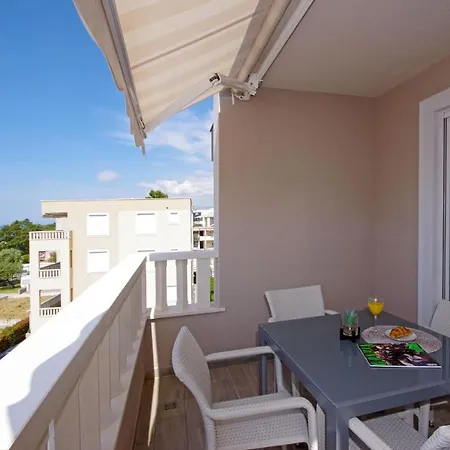 Apartment Family Friendly With A Swimming Pool Promajna, Makarska - 21102 *